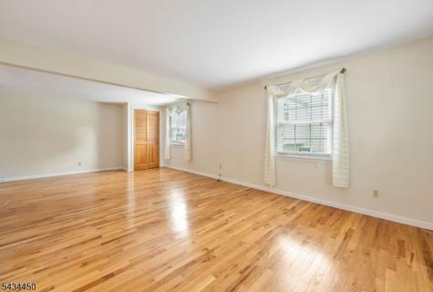 26 Fischer Avenue Nutley NJ 07110