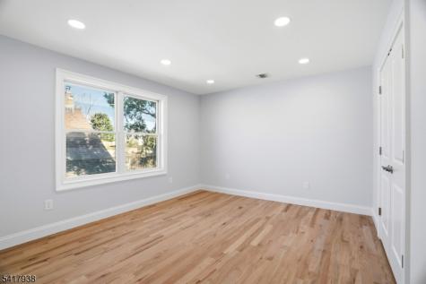 402 Riverview Avenue North Arlington NJ 07031
