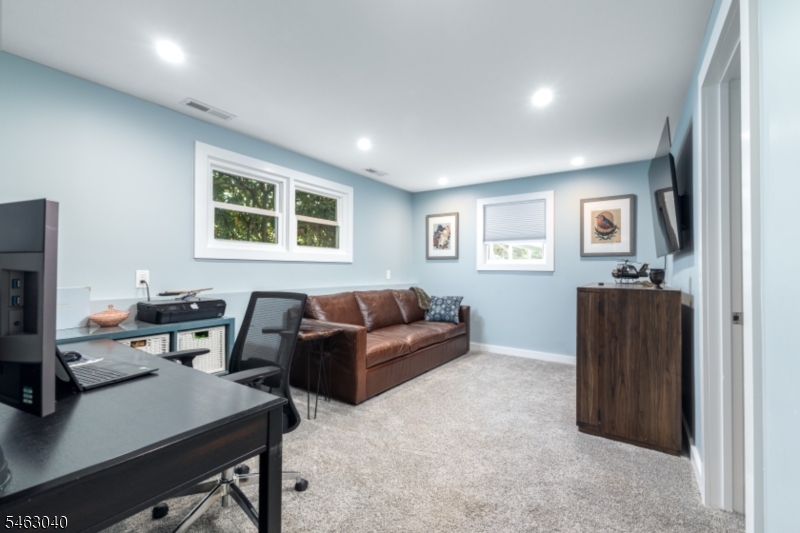 389 Durham Avenue Edison NJ 08817