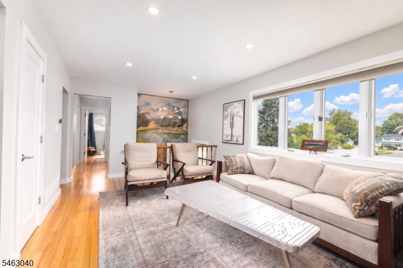 389 Durham Avenue Edison NJ 08817