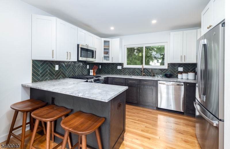 389 Durham Avenue Edison NJ 08817