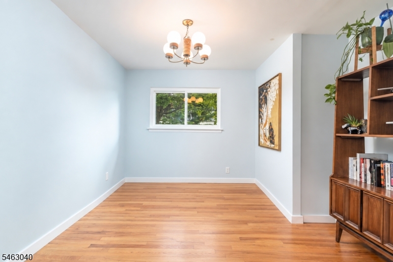 389 Durham Avenue Edison NJ 08817