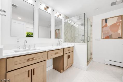 63 Park Avenue Wyckoff NJ 07481