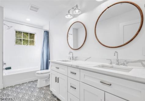 63 Park Avenue Wyckoff NJ 07481
