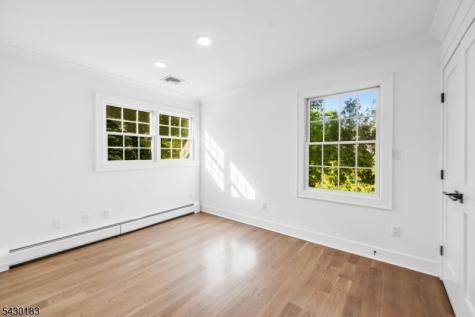63 Park Avenue Wyckoff NJ 07481