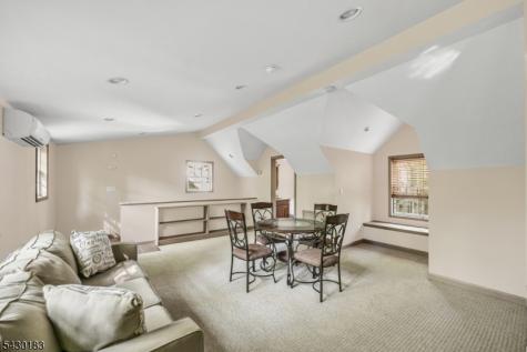 63 Park Avenue Wyckoff NJ 07481
