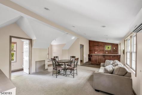 63 Park Avenue Wyckoff NJ 07481