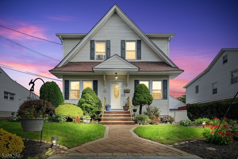 112 Jefferson Place Totowa NJ 07512
