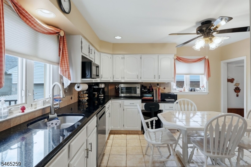 112 Jefferson Place Totowa NJ 07512