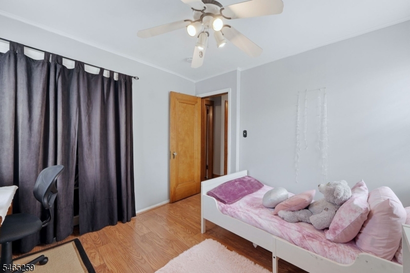 112 Jefferson Place Totowa NJ 07512