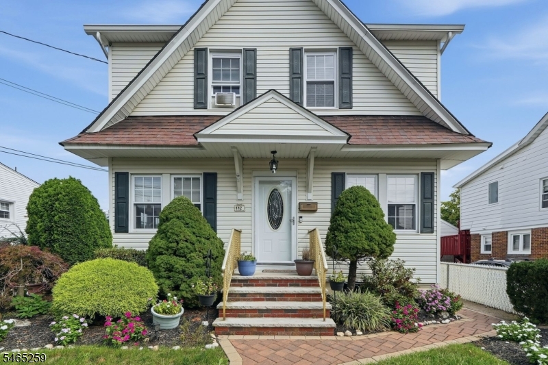 112 Jefferson Place Totowa NJ 07512