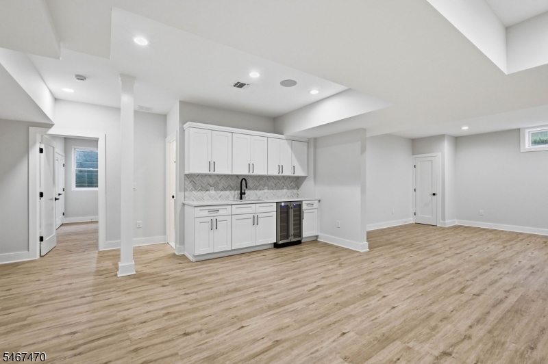 50 W Hobart Gap Road Livingston NJ 07039