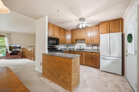 15 Fairview Avenue Newton NJ 07860