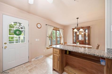 15 Fairview Avenue Newton NJ 07860