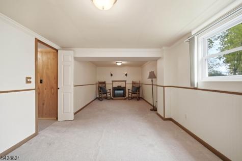 15 Fairview Avenue Newton NJ 07860