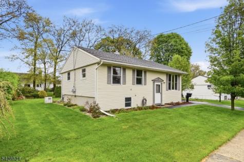 15 Fairview Avenue Newton NJ 07860