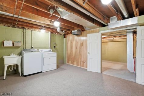 15 Fairview Avenue Newton NJ 07860