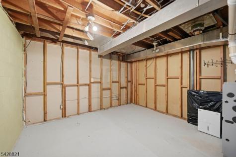 15 Fairview Avenue Newton NJ 07860