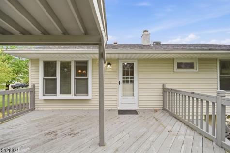 15 Fairview Avenue Newton NJ 07860
