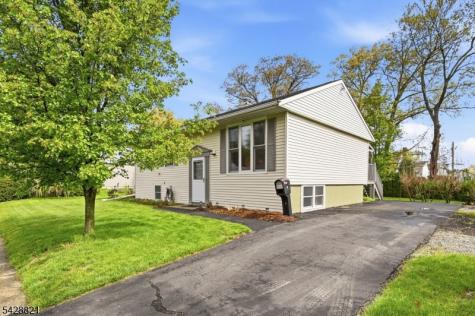 15 Fairview Avenue Newton NJ 07860