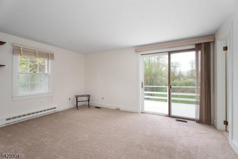 208 Mountain Road East Amwell NJ 08551
