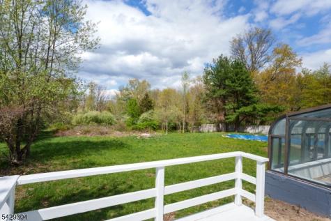 208 Mountain Road East Amwell NJ 08551