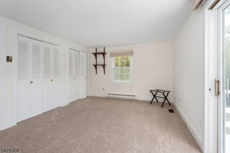 208 Mountain Road East Amwell NJ 08551