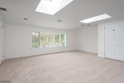 208 Mountain Road East Amwell NJ 08551