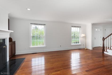 208 Mountain Road East Amwell NJ 08551