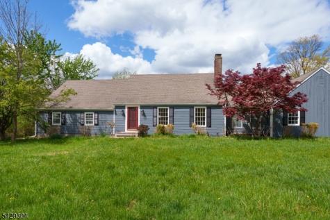 208 Mountain Road East Amwell NJ 08551