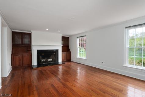 208 Mountain Road East Amwell NJ 08551