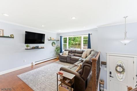 81 Elba Avenue Hopatcong NJ 07843