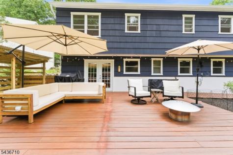 81 Elba Avenue Hopatcong NJ 07843
