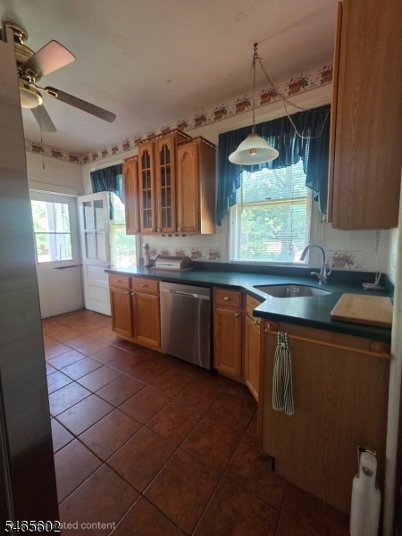 80 Freeman Street Woodbridge NJ 07095