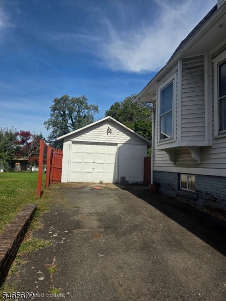 80 Freeman Street Woodbridge NJ 07095