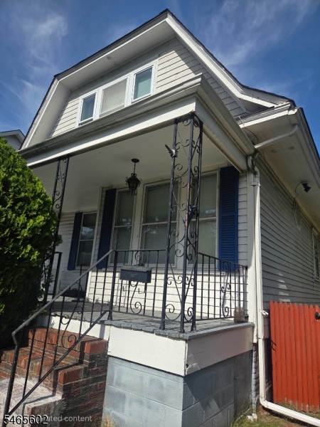 80 Freeman Street Woodbridge NJ 07095