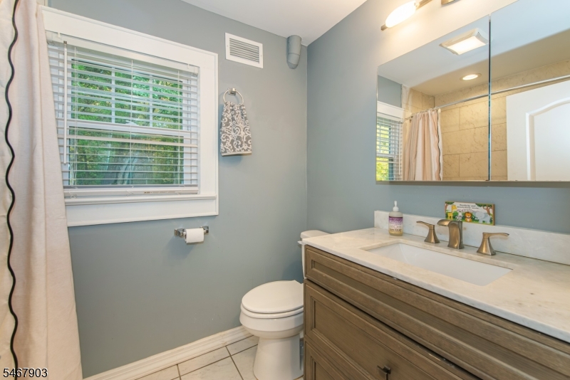 260 Cozy Lake Road Jefferson NJ 07438