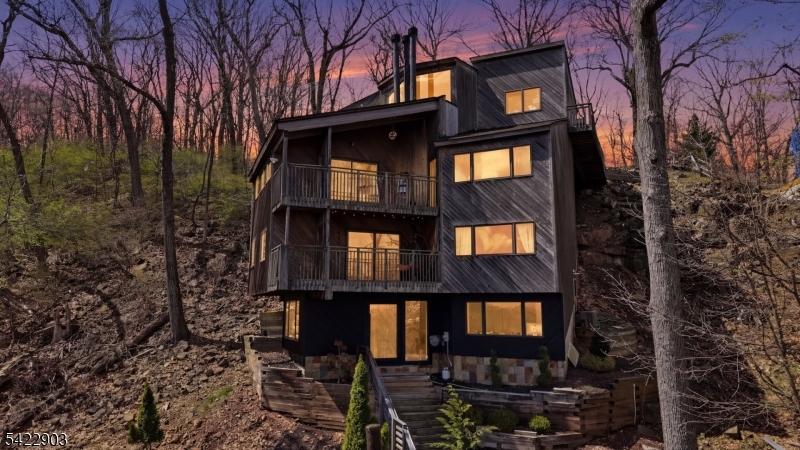 36 Mountainside Park Terrace Montclair NJ 07043