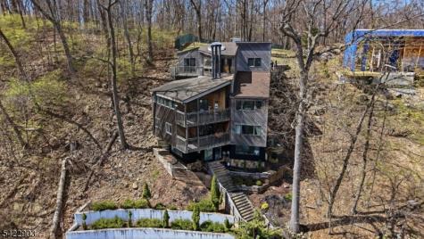 36 Mountainside Park Terrace Montclair NJ 07043