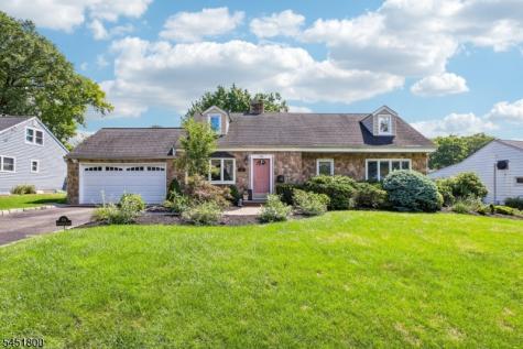 998 Washington Avenue Hohokus NJ 07423