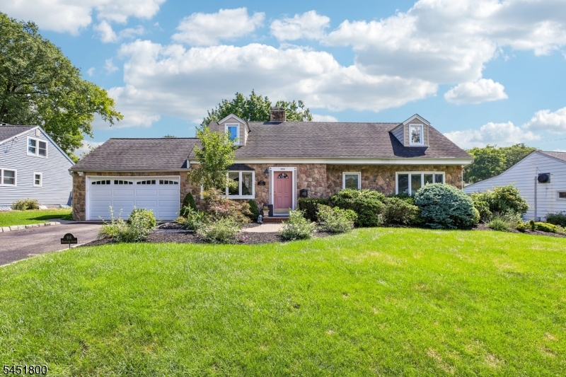 998 Washington Avenue Hohokus NJ 07423
