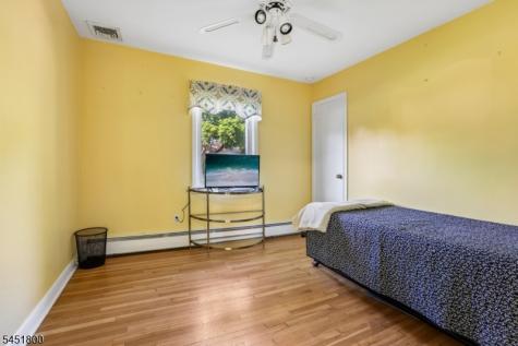 998 Washington Avenue Hohokus NJ 07423