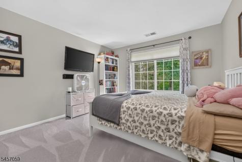 21 Abraham Road Readington NJ 08889