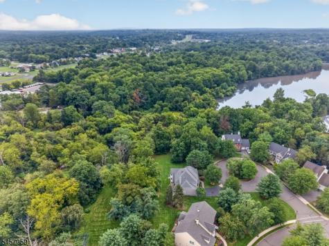 21 Abraham Road Readington NJ 08889