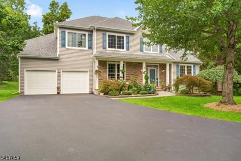 21 Abraham Road Readington NJ 08889