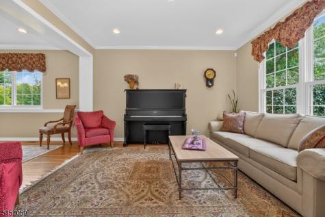 21 Abraham Road Readington NJ 08889