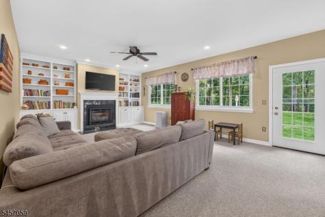 21 Abraham Road Readington NJ 08889