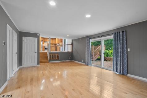 260 Saint Cloud Avenue West Orange NJ 07052