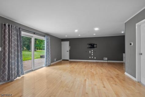 260 Saint Cloud Avenue West Orange NJ 07052