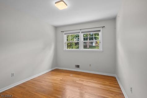 260 Saint Cloud Avenue West Orange NJ 07052